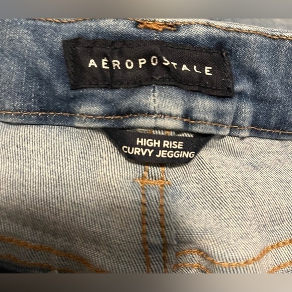 Aeropostle distressed, high rise, curvy jeggings - Picture 5 of 7